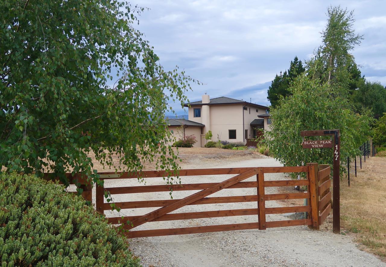 Black Peak View Wanaka Exterior photo